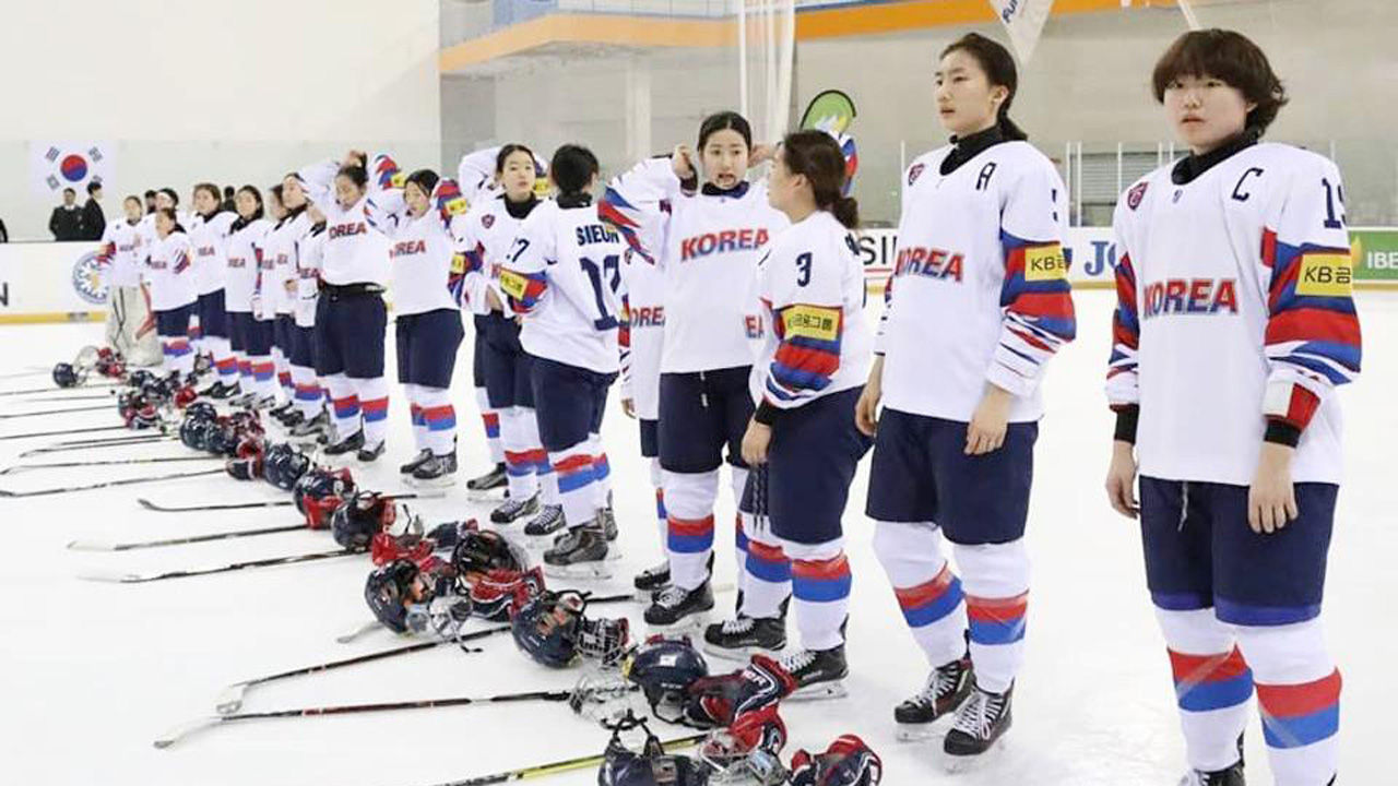 기사 대표 이미지:女아이스하키 U18 대표팀, 세계선수권 2연승