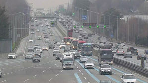 10시 이후 고속도로 대부분 구간 정체&hellip;부산→서울 6시간 20분