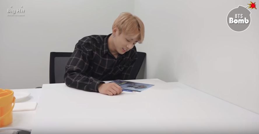 소문난 '금손' 방탄소년단 정국의 그림 그리는 영상 '화제'