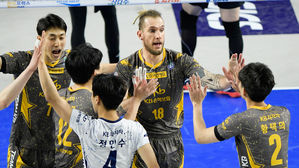 프로배구 6위 KB손해보험, 2위 현대캐피탈 꺾고 3연승
