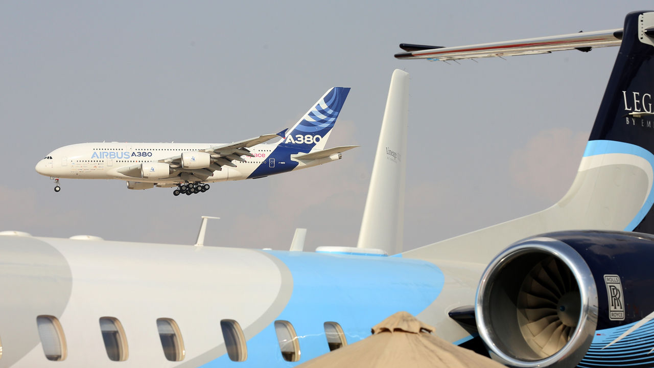 기사 대표 이미지:에어버스, 하늘 위의 호텔 A380 여객기 2021년 생산 중단