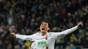 지동원, 도르트문트 상대로 멀티골…팀 2대 1 승리에 앞장