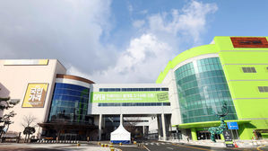 서울 진출 트레이더스&hellip;점포 확대&middot;'초격차 상품'으로 공세