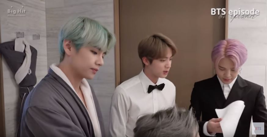 '그래미어워즈' 참석 전 RM에게 속성 영어 강의받는 '방탄소년단' 멤버들…인간미 뿜뿜