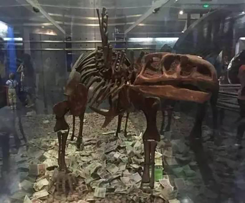 [월드리포트] 왜 비행기 엔진에 동전을 던질까?