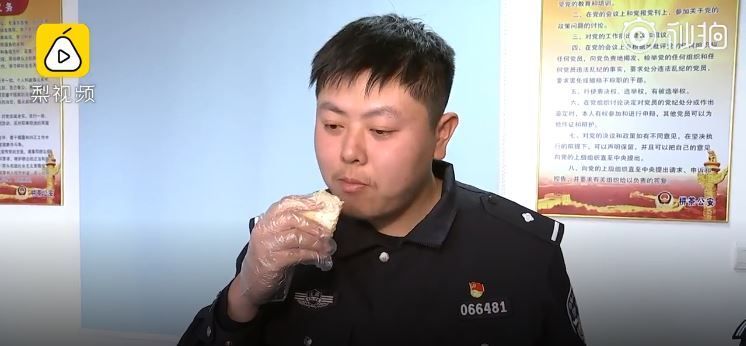 운전하기 전 '이 과일' 먹었다가 음주 단속에 걸린 남성