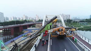 건설장비 덮친 안양교 '복구 완료'&hellip;서울 방향 통행 재개