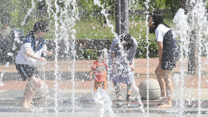 영남 내륙&middot;경북 동해안 폭염주의보, 서울 29℃ 대구 34℃&hellip;오존 '나쁨'