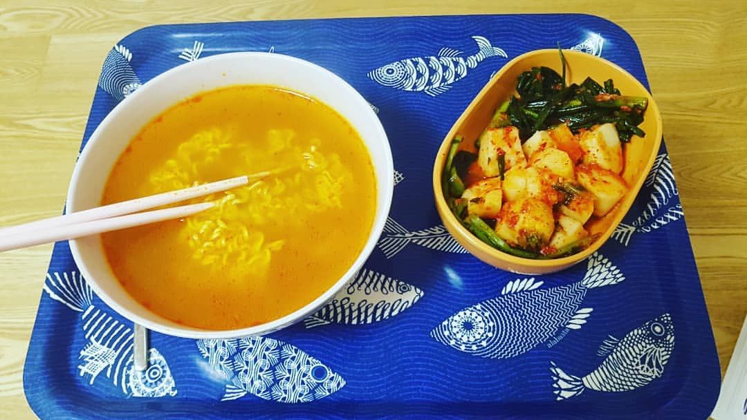윤후가 아빠 윤민수에게 끓여준 '저염식 한강 라면(?)'에 이종혁이 남긴 '웃픈' 댓글