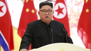 만찬 전 연설하는 김정은 위원장 (사진=조선중앙통신, 연합뉴스)