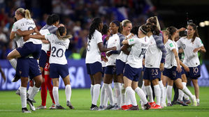 2019 FIFA 여자월드컵 8강 진출을 기뻐하는 프랑스 여자축구대표팀 선수들 (사진=게티이미지코리아)