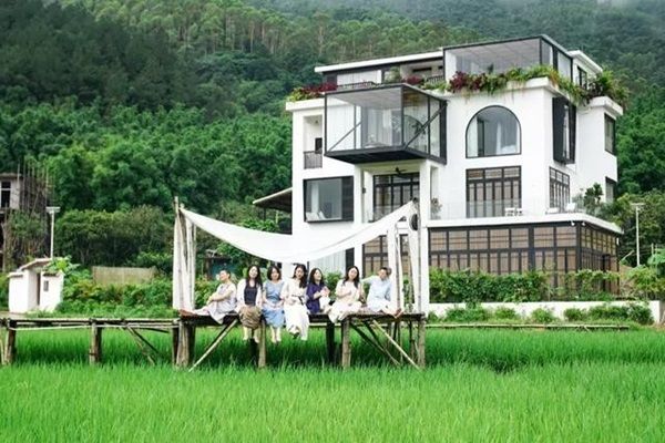 노후 함께 할 '전원주택' 장만한 일곱 친구