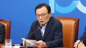비상대책연석회의에서 발언하는 더불어민주당 이해찬 대표 (사진=연합뉴스)