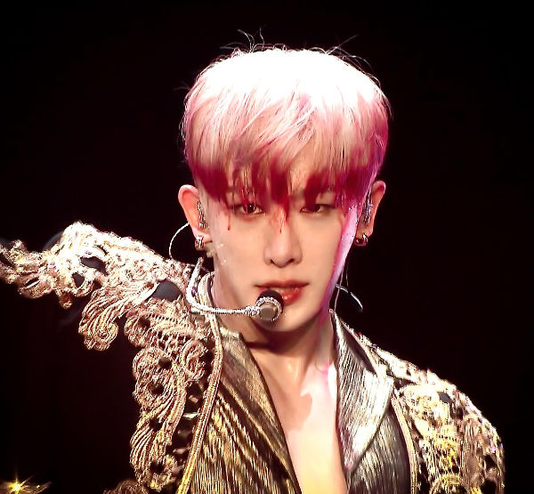 MONSTA X