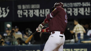 홈런 치는 박병호 (사진=연합뉴스)