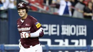 '박병호 시즌 33호 홈런' 키움, 두산 따돌리고 2위 유지