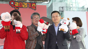 오른소리가족 제작발표회 참가한 황교안 대표 (사진=연합뉴스)