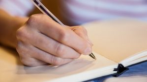 [인-잇] '생의 첫 책'을 쓰고 싶은 당신에게