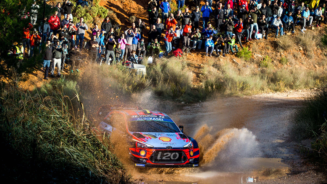 현대자동차 WRC 경주차의 역동적인 주행 모습 (사진=현대차 제공, 연합뉴스)
