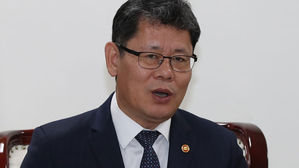 김연철 "금강산 여전히 남북 간 차이 있어&hellip;안타깝다"