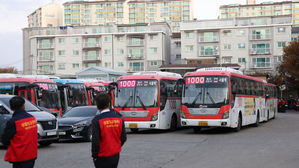 서울 오가는 고양 버스 파업&hellip;출근길 전세버스 대체