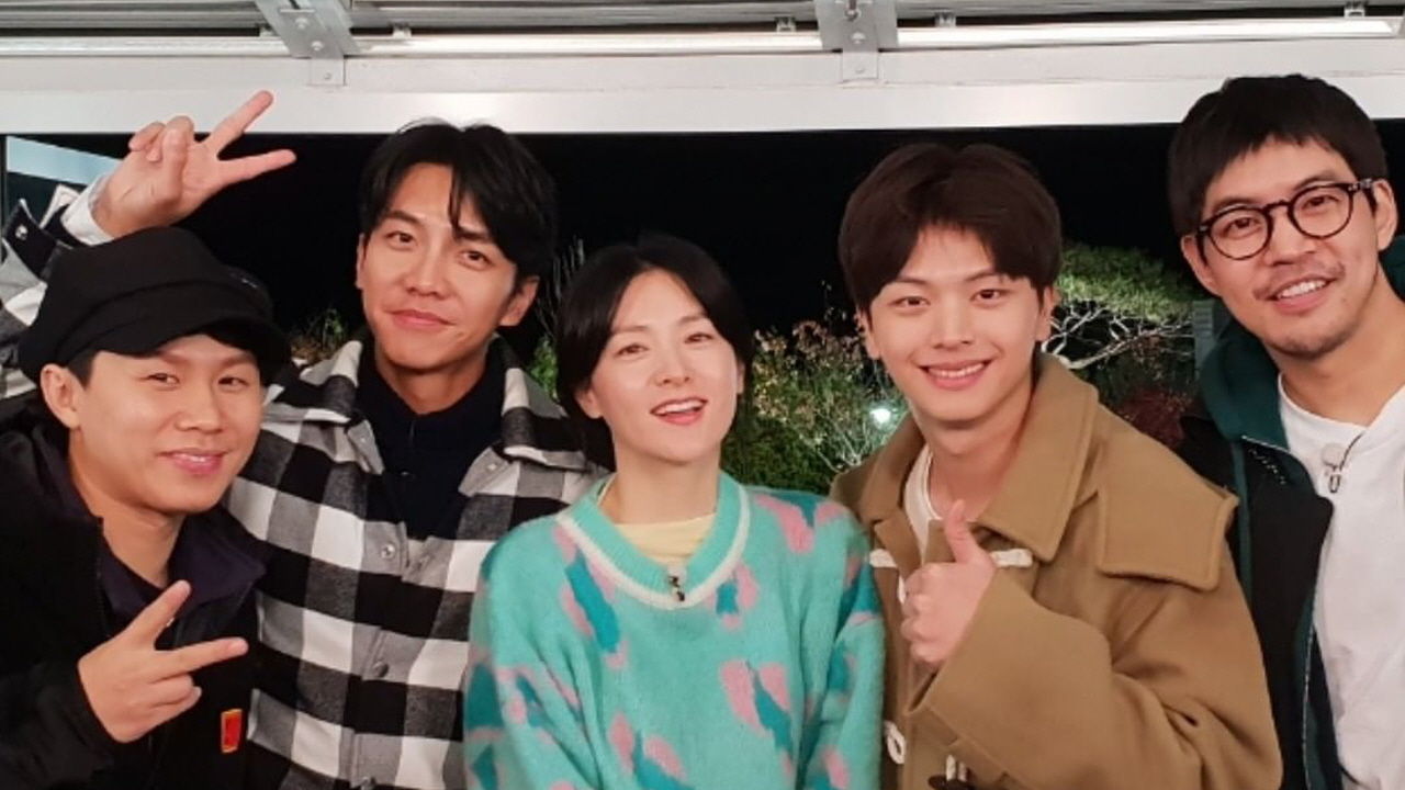 '신비주의' 이영애가 인스타그램을 개설했다