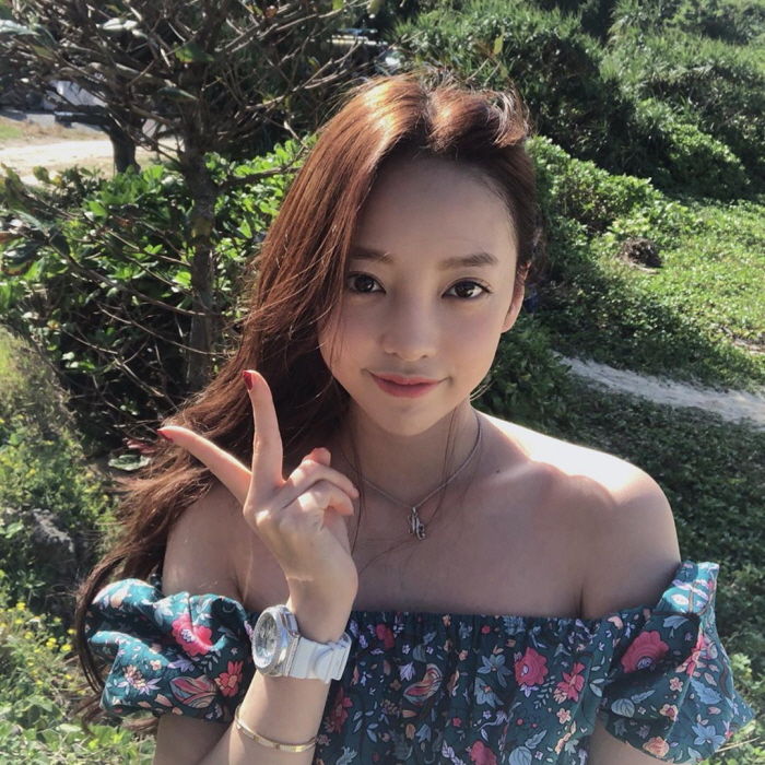 故 구하라 애도한 이영애…'연예인은 바늘 하나에 터질 수 있는 풍선 같은 존재