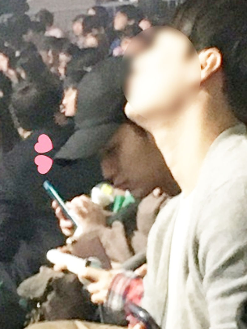 Stars at IU's concert