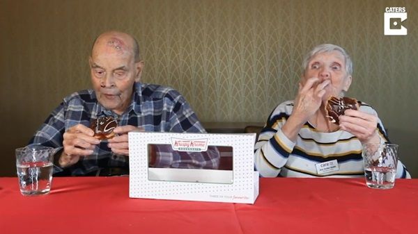 99살 할아버지의 인생 첫 '패스트푸드' 체험기