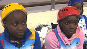 [영상토크] '쇼트트랙은 이렇게…' 빙상장서 눈길 끈 우간다 소녀