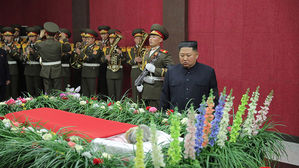 김정은, 김일성 항일빨치산 동료 황순희 빈소 조문 (사진=연합뉴스)