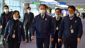 인천공항 '우한 폐렴' 대응 현장 점검하는 박능후 보건복지부 장관