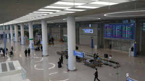 코로나19 확산으로 인해 한산한 인천국제공항 2터미널