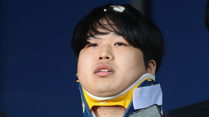 검찰 송치되는 박사방 운영자 조주빈(대표사진 리사이징)
