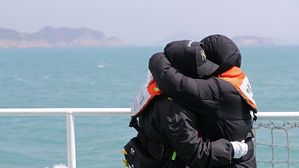 [인-잇] "이제 그만 좀 울어" 함부로 말하지 말라