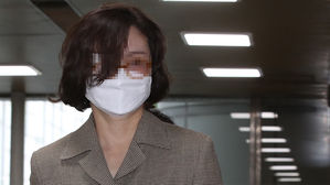 속행공판 출석하는 정경심
