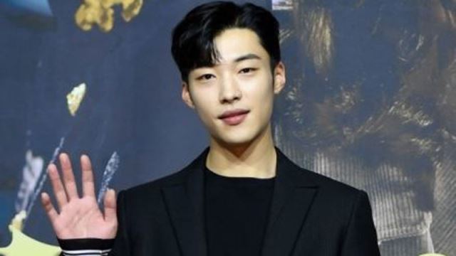 우도환