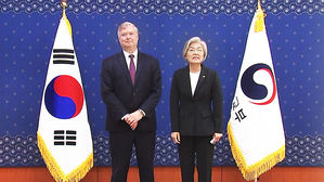 비건 미 국무부 부장관, 외교부 방문 강경화 장관 등 면담