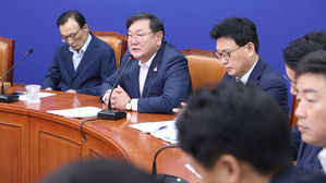 발언하는 김태년 더불어민주당 원내대표