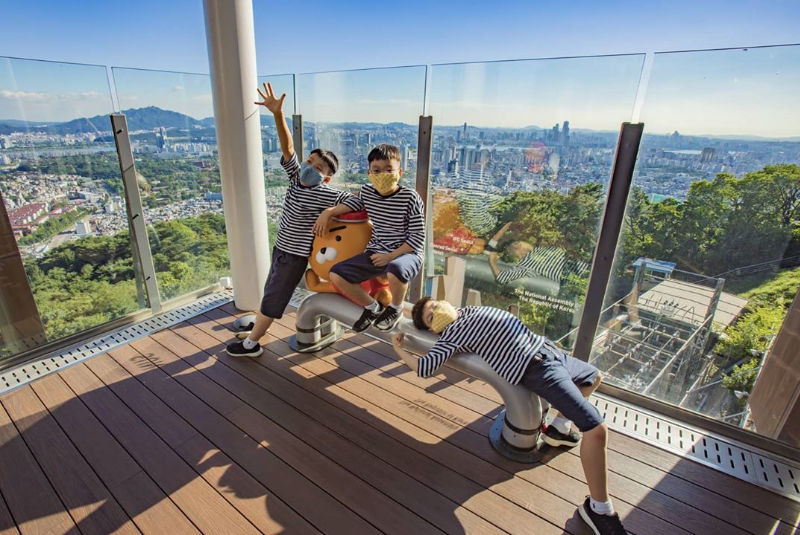 Daehan, Minguk and Manse