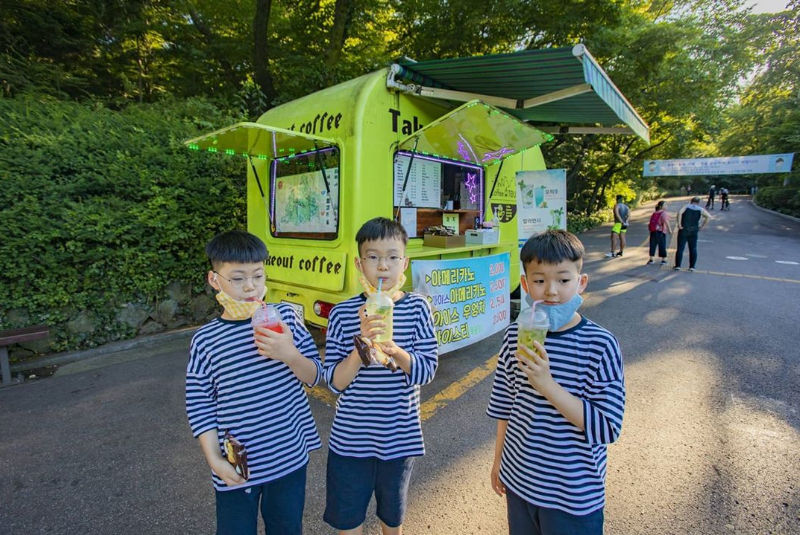Daehan, Minguk and Manse
