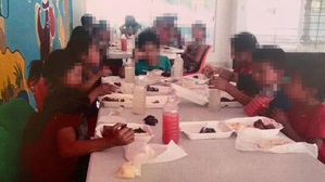 납치돼 거리에서 물건을 팔다 구조된 멕시코 어린이들 (사진=치아파스검찰청/로이터, 연합뉴스)