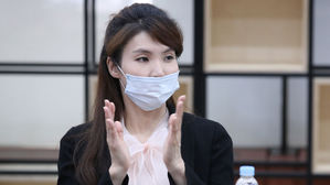 서지현 검사 "여성 인권 관심 없던 이들이 '입 열라' 강요…응할 의사 없어"