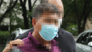 지하철 마스크 싸움 50대 구속심사 출석
