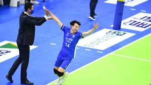 삼성화재, 한국전력 꺾고 첫 승…고희진 감독 데뷔전 승리