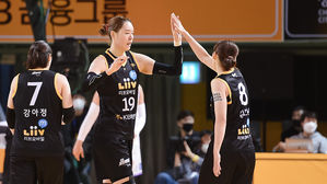 KB 선수들 (사진=WKBL 제공, 연합뉴스)