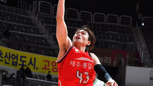 레이업 하는 이대성(43번) (사진=KBL 제공, 연합뉴스)