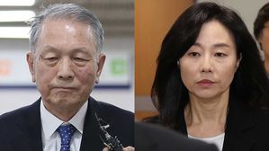 김기춘 · 조윤선 '블랙리스트 파기환송심' 내년 1월 첫 공판