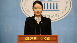 더불어민주당 강선우 대변인 (사진=강선우 의원실 제공, 연합뉴스)