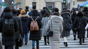 한겨울, 한파, 추위, 영하 기온, 두터운 외투, 날씨